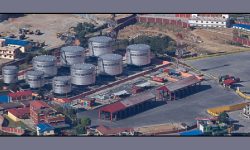 भारतबाट पेट्रोल १६ रुपैयाँ र डिजल १२ रुपैयाँ प्रतिलिटरले घटेर आयो, अब के गर्ला निगम ?