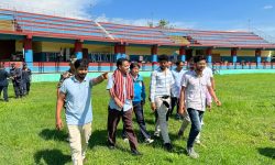 खेलकुद मन्त्री गहतराजद्वारा लमही क्रिकेट मैदानको अवलोकन