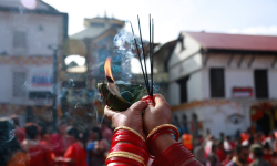 पशुपतिनाथ मन्दिरमा भक्तजनको भीड(तस्बिरसहित)