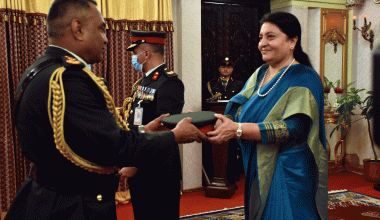 राष्ट्रपति भण्डारीबाट भारतीय सेनाध्यक्ष पाण्डेलाई मानार्थ महारथी दर्जा प्रदान