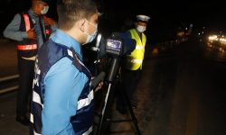 मापसे गरी ट्याक्सी चलाउने दुई जना चालकलाई अभद्र व्यवहारमा मुद्धा