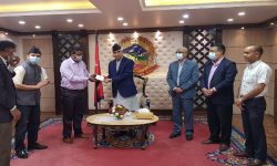 विप्लव समूह परित्याग गरी एक दर्जन नेता कांग्रेसमा प्रवेश