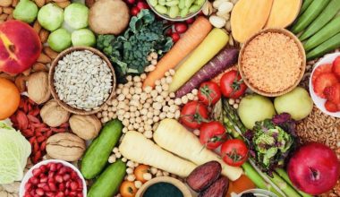 शाकाहारीको दसैँ : सागसब्जी ताजा पाउन गाह्रो, बजार महँगाे