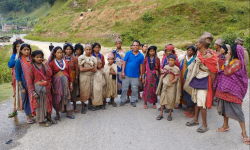 राउटे बस्तीमा दसैँको चटारो