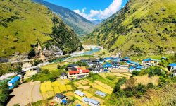 नलगाड किनारमा रहेको बस्ती !