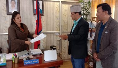 ब्याजविरुद्ध भक्तपुरका उद्यमी व्यवसायीद्धारा ज्ञापनपत्र पेश