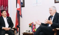 पर्यटनमन्त्री श्रेष्ठसँग इटालीका राजदूत लुकाको शिष्टाचार भेट