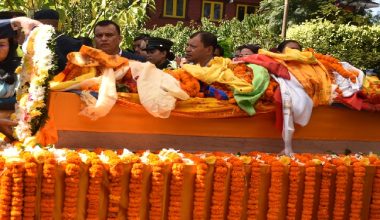 प्रधानमन्त्री देउवाद्वारा शताब्दी पुरुष जोशीको निधनप्रति दुःख व्यक्त