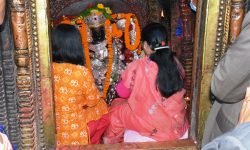 दुर्गा पक्षको आठौँ दिन मनाइयो महाअष्टमी पर्व