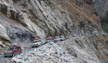 बेनी–जोमसोम सडकमा छ दिनपछि यातायात सञ्चालन