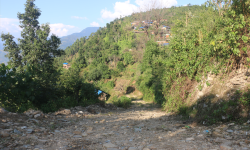 मतदाताको गुनासो : ‘आश्वासन पाइयो, विकास पाइएन’