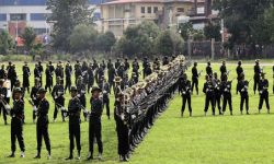 सैनिक मञ्च टुँडिखेलमा फूलपाती बढाइँ