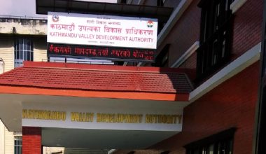 एक हप्ताभित्र सार्वजनिक जग्गा तथा संरचनाको कागजात बुझाउन आदेश