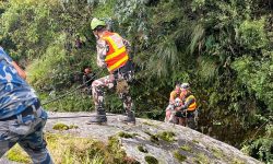 सेनाद्वारा गोरखाको मनास्लु ईलाकाबाट २ इजरायलीसहित ८ को उद्धार