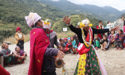 हराउँदै ‘सोरठी नाच’