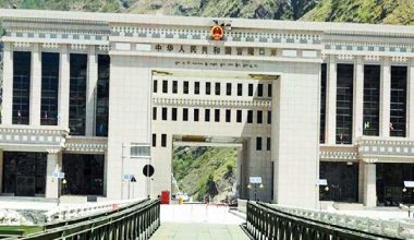 तातोपानी नाकामा चहलपहल बढ्यो