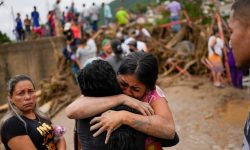 भेनेजुएलामा भीषण बाढी : २२ काे मृत्यु, ५२ जना बेपत्ता