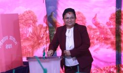 पम्फा भुसालले गरिन् मतदान