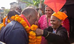 उम्मेदवार गगन कुमार थापाको चुनावी अभियान ।