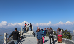 बेलढुंगामा आन्तरिक पर्यटकको चहलपहल