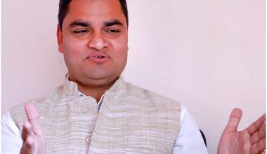 गणेशमान सिंह लोकतन्त्रका लागि लड्ने निष्ठावान् नेता: पौडेल