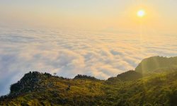 मानुङकोटमा आन्तरिक पर्यटक !