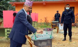 बाग्मती प्रदेशका मुख्यमन्त्री पाण्डेद्वारा मतदान