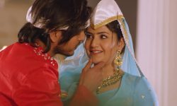 पुष्प र वर्षा फिचर्ड ‘नखरा कबुल’ सार्वजनिक