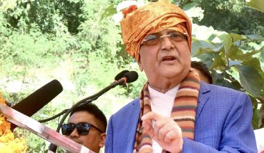जिल्लाकै बेइज्जत गर्ने नेतालाई भोट नदिन ओलीको आग्रह