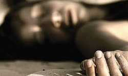 बैतडीमा एक युवतीको शव, एक घाइते