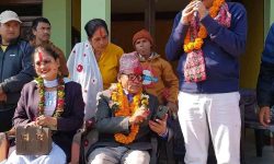 मतदातालाई धन्यवाद दिँदै कोइराला