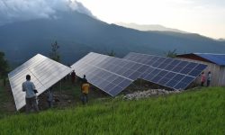 बत्ती बलेपछि गाउँ झिलिमिली