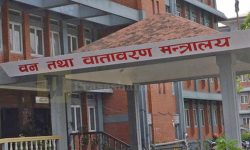 प्रदूषण जाँच गरी तोकिएको मापदण्ड पूरा नगरेका गाडीलाई एक लाख जारिवाना