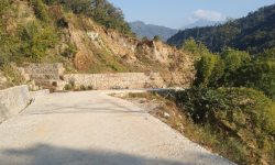 छब्बीस वर्षमा पनि बनेन बागलुङ-कुश्मीशेरा सडक