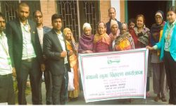 समृद्धि फाइनान्सद्वारा जनकपुरको बृद्धा आश्रममा न्यानो लुगा वितरण