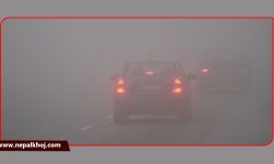 कारको विन्डस्क्रिनबाट कुहिरो हटाउन