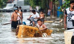 बाढीले कार बगाउँदा ८ जनाको मृत्यु