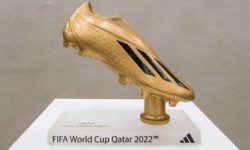 कसले पाउला गोल्डेन बुट ?