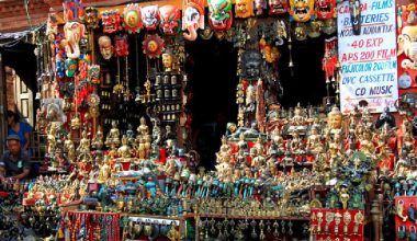 वार्षिक १२ अर्बको हस्तकलाका सामग्री निर्यात