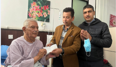 पत्रकार लम्सालको उपचारमा इञ्जाद्वारा ५० हजार सहयोग