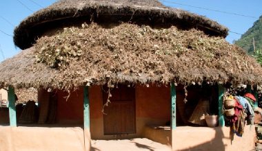 खजुरा खरको छानामुक्त हुँदै