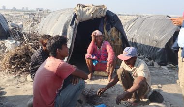 परिवार पाल्न नौ महिना बगरमा बास