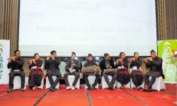 सलाम एयरद्वारा विभिन्न विधामा सम्मान प्रदान