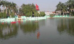 दुई सय वर्ष पुरानो रानीतलाउ जीर्ण बन्दै