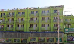 रानीवनमा भूमिहीन सुकुम्वासीलाई राख्न बनाएको भवन !