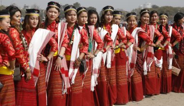 छोम्रोङमा ‘सेञ्चुरी ल्होछार मेला’