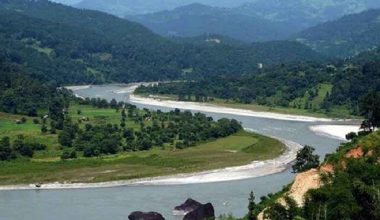 अपर अरुण आयोजना मुआब्जा वितरण सुरु