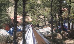 शान्त रारा तालको छेउमै अव्यवस्थित बस्ती