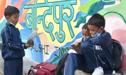 सामुदायिक विद्यालय : न विषयगत शिक्षक न त पर्याप्त दरबन्दी