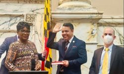 भण्डारीद्वारा अमेरिकी संसद्मा शपथ ग्रहण